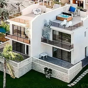 Villa Calma Holiday Villas, Platja d'Aro (Playa de Aro)